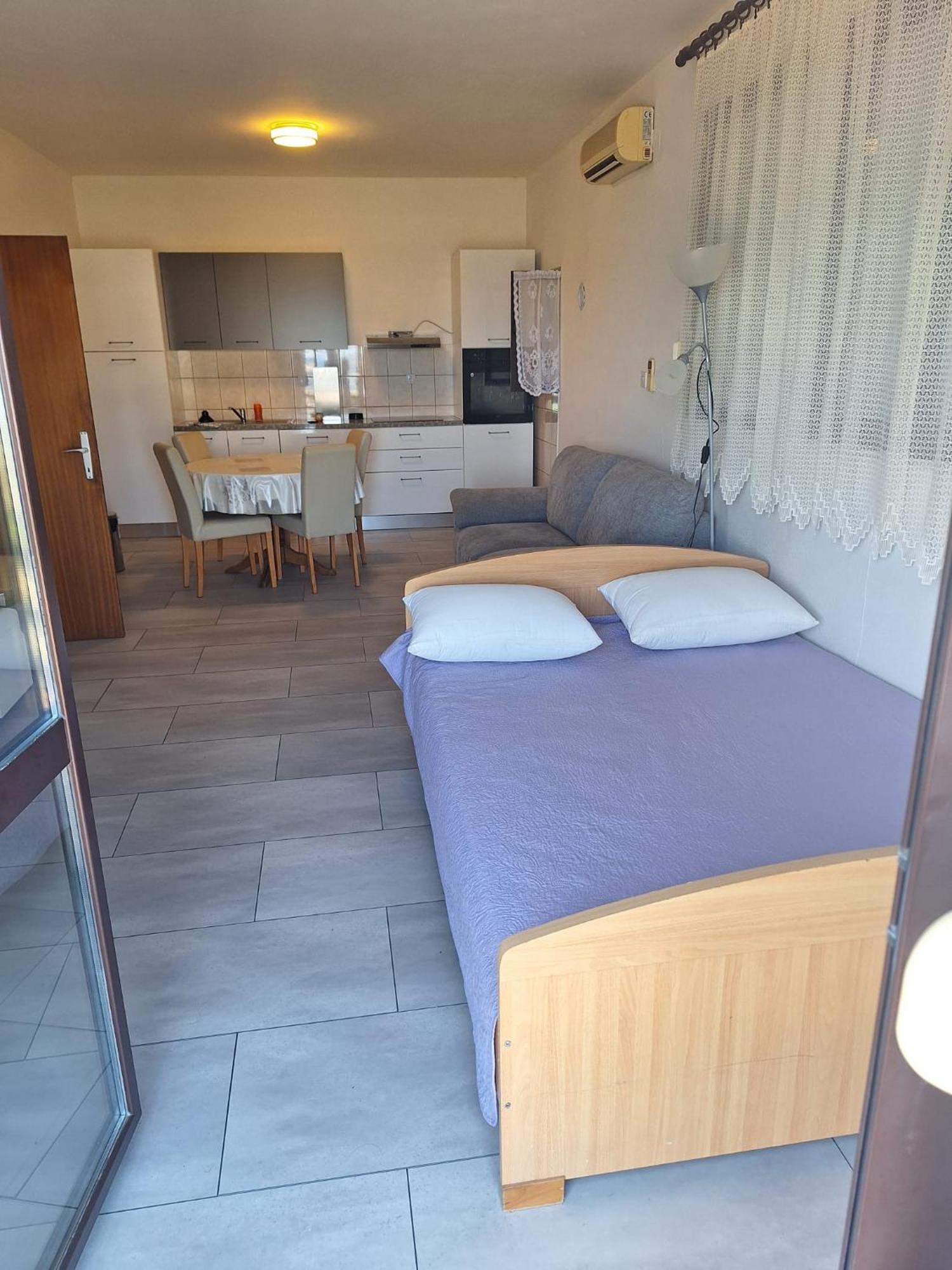 Apartmani Marija Pasman Phòng bức ảnh