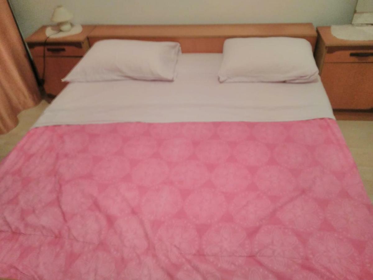 Apartmani Marija Pasman Ngoại thất bức ảnh